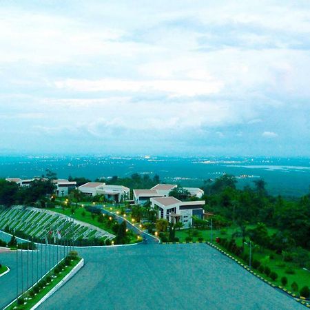 Mount Pleasant Hotel Oattara Thiri Exterior foto